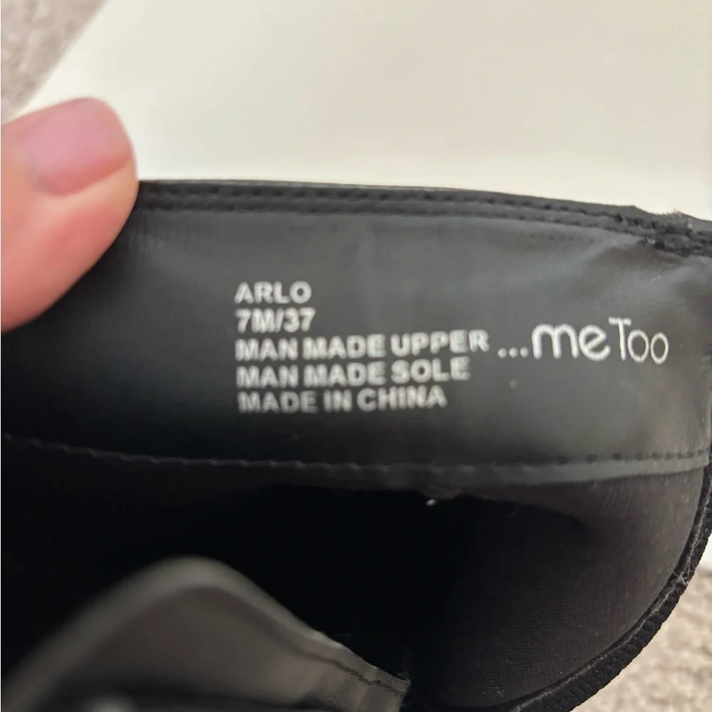 ME TOO Black Faux Leather Ankle Boots Size 7